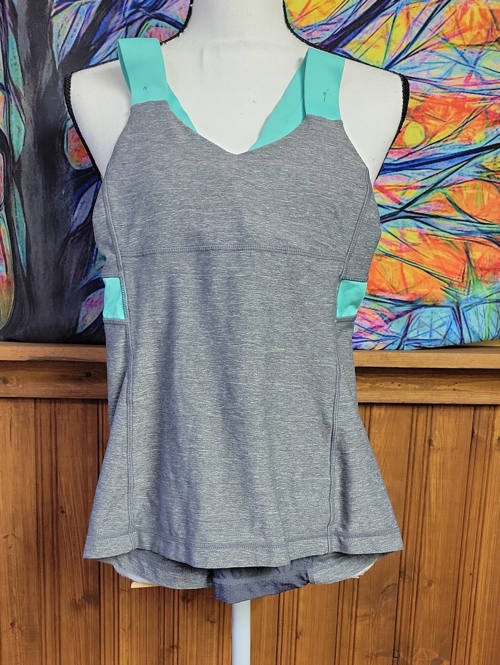 Lululemon Woman Shirt Size 4